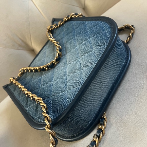 Chanel Blue Quilted Denim Hobo Bag - Picture 4 of 13